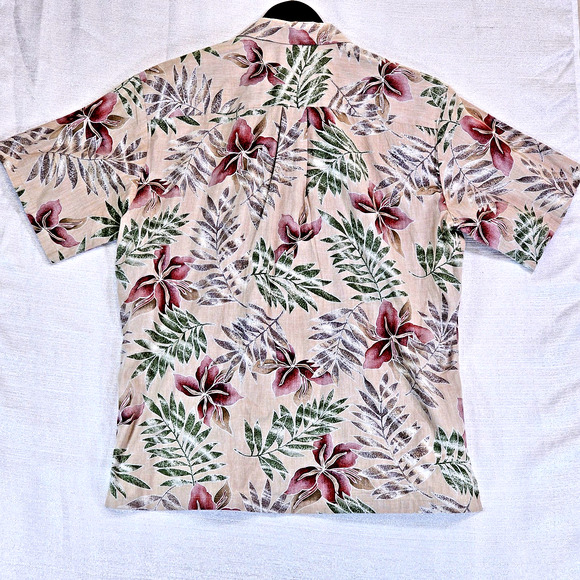 Tori Richard Honolulu Shirt Size Medium Hawaiian ButtonUp Short Sleeve Tropical - Picture 9 of 9
